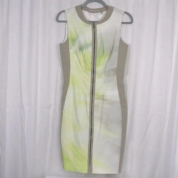 T Tahari Dresses & Skirts - T Tahari Sleeveless Zipper Front Abstract Print Dress Size US 6